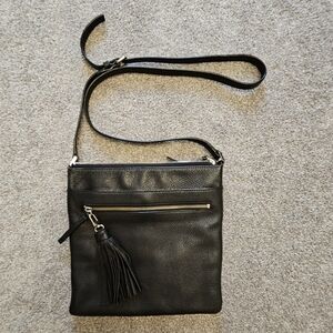 Black peddled leather crossbody bag